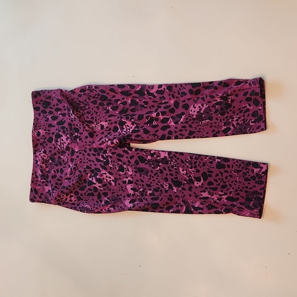 Lululemon Base Pace High-Rise Crop 24" pink purple cheetah camo 6 - Picture 1 of 6